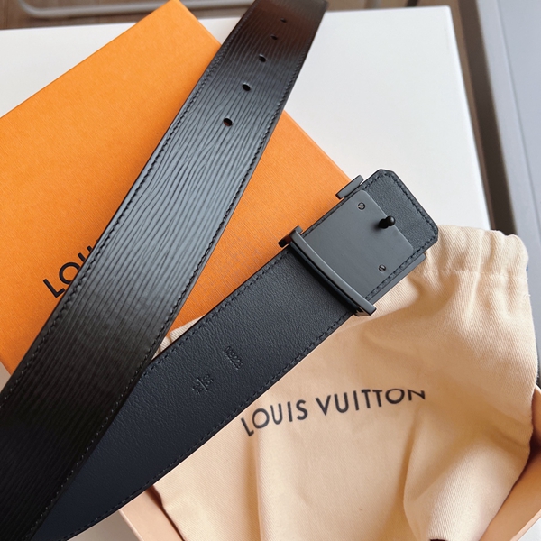 ルイヴィトンベルト側面デザイン